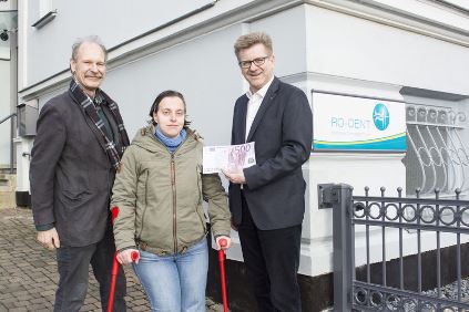 Spendenübergabe der Firma RO-DENT an die Rostocker DRK Werkstätten